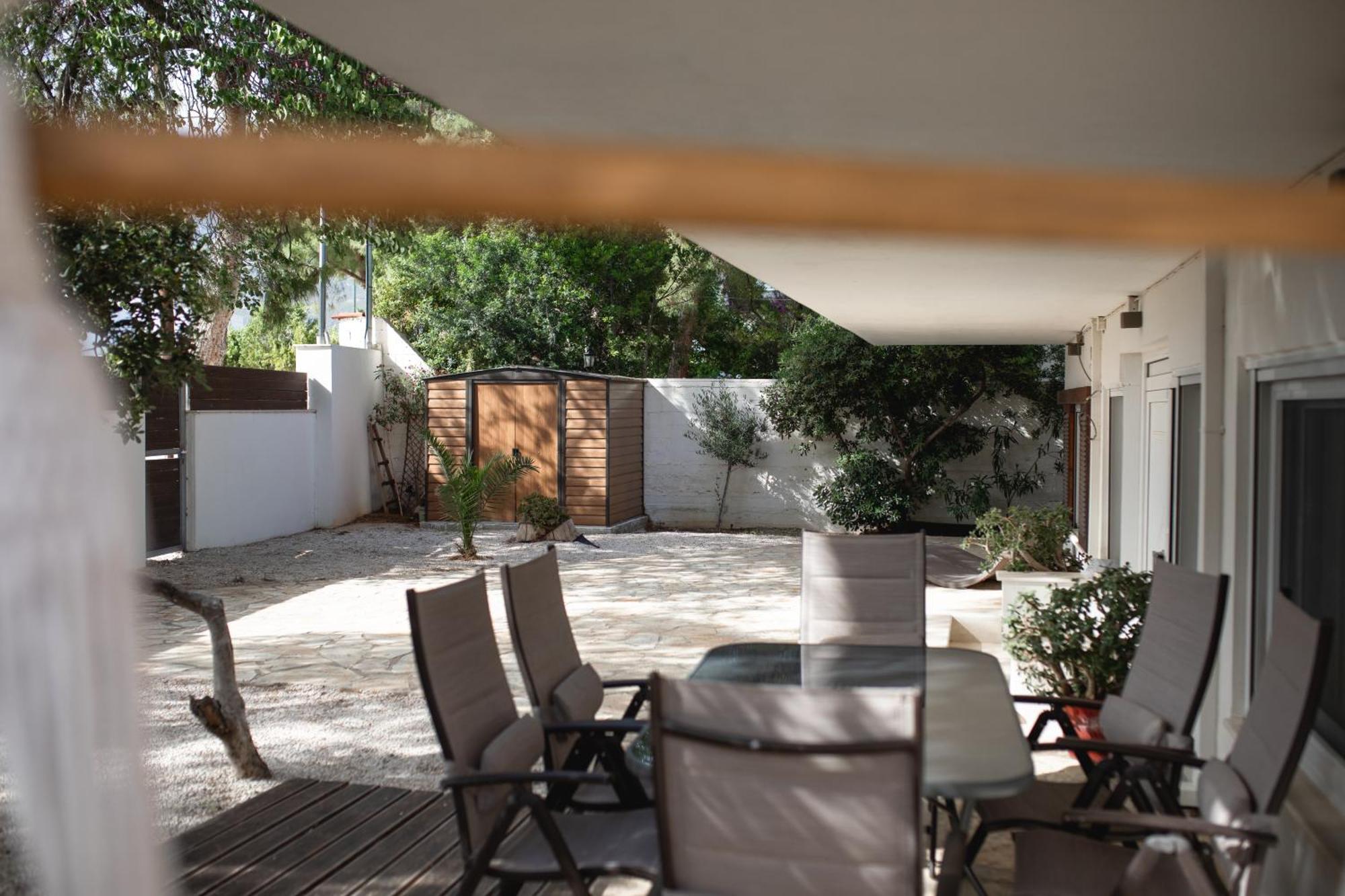 Rafia Loft Loutraki, Garden & Pool Table - Beach Экстерьер фото